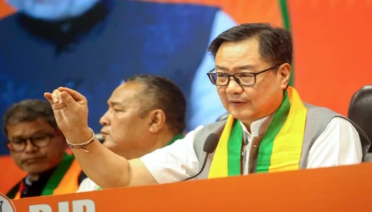 विपक्ष और प्रशांत भूषण के खिलाफ देशभर में आक्रोश, भाजपा का आरोप.दिमागी नक्सलवाद