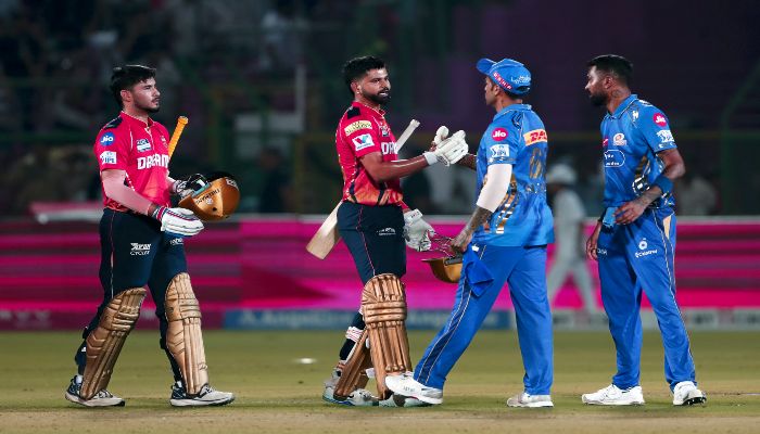PBKS Vs MI Highlights: मुंबई को 7 विकेट से हराकर पॉइंट्स टेबल में टॉप पर पहुंची पंजाब