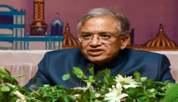 मुख्य चुनाव आयुक्त पर विपक्ष के शब्दबाण,  निशाने पर गृहमंत्री भी