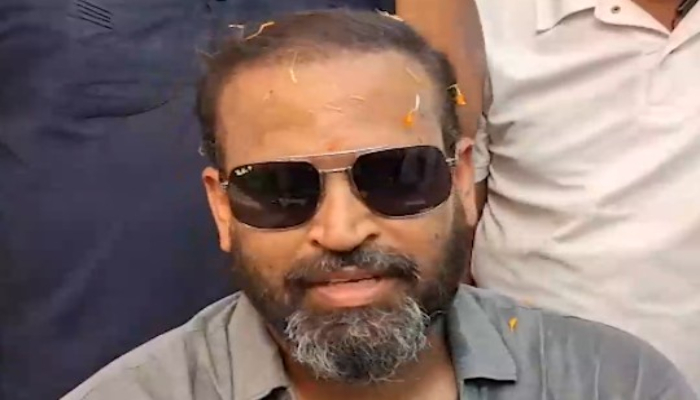 सियासी पिच पर यूसुफ पठान : एक तरफ बंगाल फतह का हुंकार, दूसरी ओर ससुर-साले सलाखों के पीछे