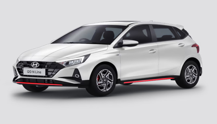 Hyundai Car Discounts May 2026 : मंदी की सुगबुगाहट के बीच छिड़ी 'प्राइस वॉर', Grand i10 Nios से लेकर Creta तक पर लाखों की छूट