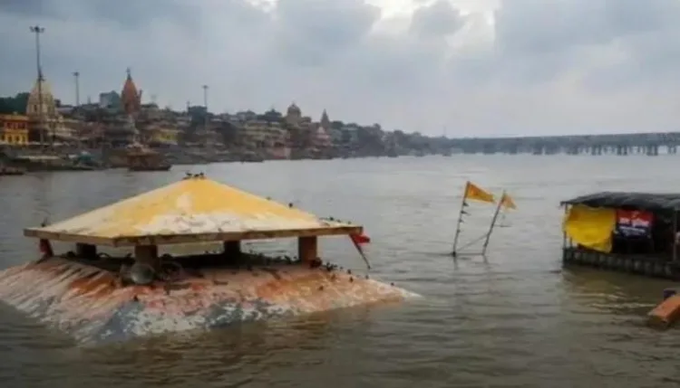 तेजी से बढ़ रहा गंगा-यमुना का जलस्तर, 32 जिलों में मौसम खराब
