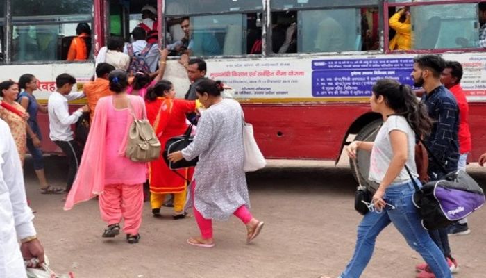 रक्षाबंधन पर्व पर योगी सरकार का रिकॉर्ड, सिर्फ़ दो दिनों में 50 लाख यात्रियों ने किया रोडवेज बस में सफर