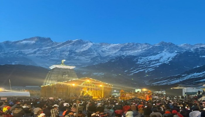 4 दिनों में 1.24 लाख श्रद्धालुओं ने किए बाबा केदार के दर्शन, धाम में आस्था का सैलाब