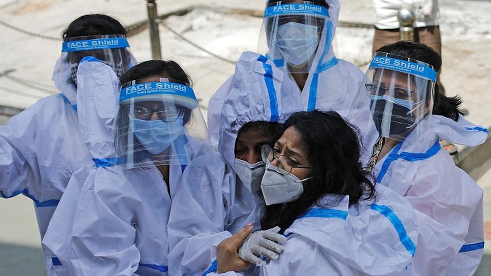 कोरोना महामारी में जान गंवाने वाले कर्मचारियों को सरकार देगी 1-1 करोड़, सीएम ने किया ऐलान