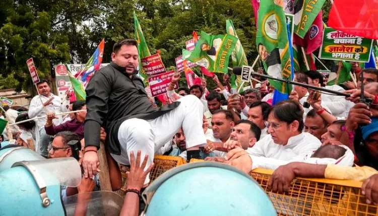 बिहार में SIR और ज्ञानेश कुमार के विरोध में 'गठबंधन' का जोरदार प्रदर्शन