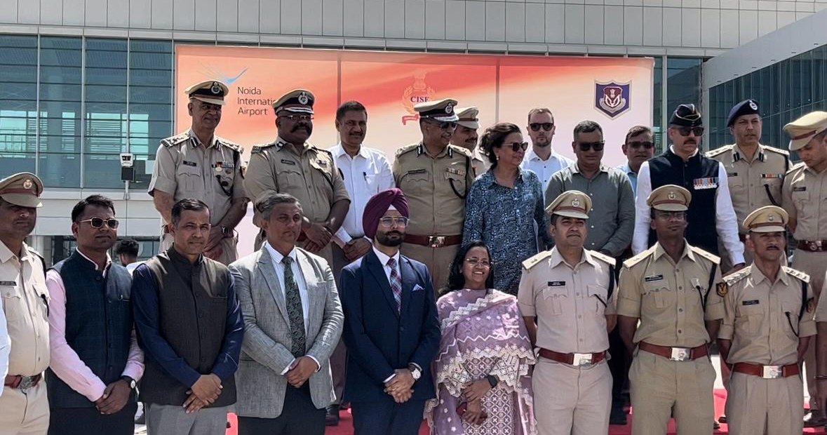 नोएडा इंटरनेशनल एयरपोर्ट की सुरक्षा सीआईएसएफ के हवाले, 120 जवानों की तैनाती