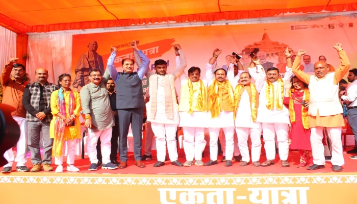 Sardar@150 : महामना मालवीय विद्या मंदिर इण्टर कॉलेज में सरदार पटेल को दी गई श्रद्धांजलि, निकाली गई एकता यात्रा