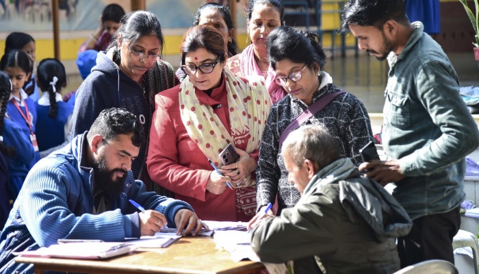 यूपी-एमपी समेत छह राज्यों में एसआईआर की तारीख बढ़ी, चुनाव आयोग का फैसला