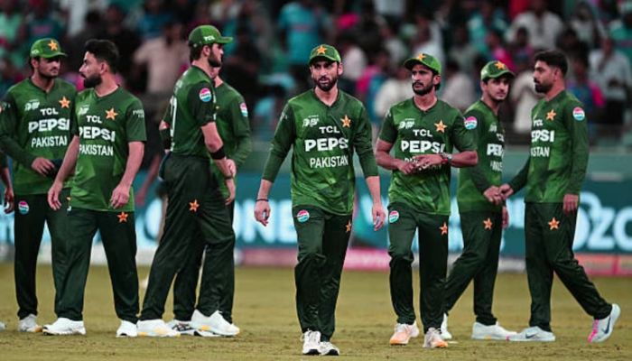 Pakistan vs Sri Lanka:  सलमान आगा का शानदार शतक, पाकिस्तान ने श्रीलंका के सामने रखा 300 रनों का लक्ष्य