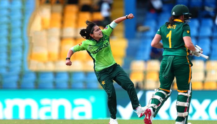 PAK W vs SA W:  विश्व कप में पाकिस्तान की शर्मनाक हार, दक्षिण अफ्रीका ने 150 रनों से रौंदा
