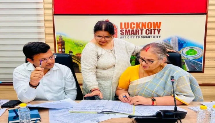 लखनऊ नगर निगम की जमीनों पर अवैध कब्जे बर्दाश्त नहीं, एक्शन में महापौर सुषमा खर्कवाल, अफसरों को रोजाना फील्ड में उतरने का अल्टीमेटम