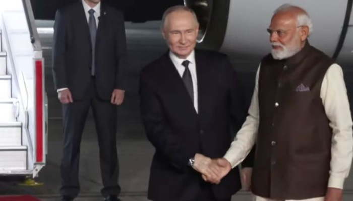 Putin India Visit Live: रूस के राष्ट्रपति पुतिन का भारत दौरा, प्रधानमंत्री मोदी ने एयरपोर्ट पर किया स्वागत