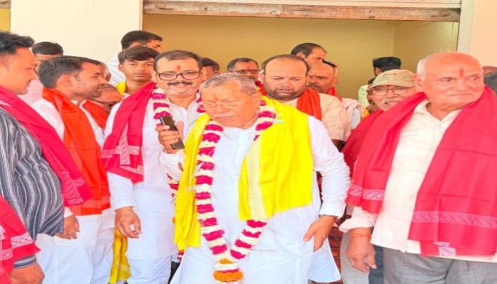 नये प्रतिष्ठान स्थापित करें और युवाओं को रोजगार योग्य बनाएं: भगवान बख्श सिंह