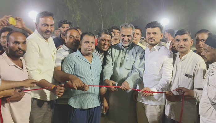 डॉ. संजीव बालियान ने किया  नाईट टी टेन प्रीमियर लीक का उद्घाटन