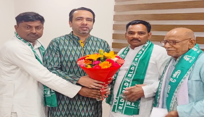 राष्ट्रीय लोकदल के राष्ट्रीय अध्यक्ष केन्द्रीय मंत्री चौधरी जयंत सिंह से अवध जोन अध्यक्ष चौधरी रामसिंह पटेल ने की मुलाक़ात