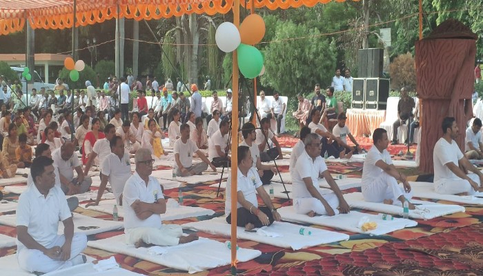सुलतानपुर में उत्साहपूर्वक मनाया गया 11वां अंतरराष्ट्रीय योग दिवस