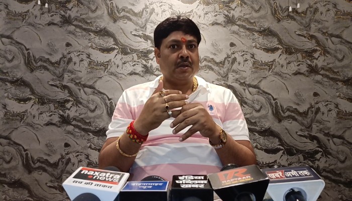 अगले चुनाव में बीकापुर से दावेदारी करेंगे सपा नेता राजा मान सिंह, गांव-गांव चला रहे सम्पर्क अभियान
