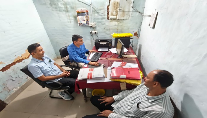 घड़साना तहसीलदार और कानूनगो पर 15,000 की रिश्वत मांगने का आरोप, केस दर्ज