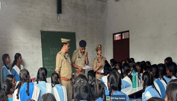 जिले में चलाया गया मिशन शक्ति अभियान, महिला सुरक्षा के बारे में किया गया जागरूक