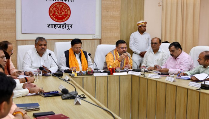 शाहजहांपुर में विधान परिषद की याचिका समिति ने किया स्थलीय निरीक्षण, विकास कार्यों की गुणवत्ता और पारदर्शिता पर दिया ज़ोर