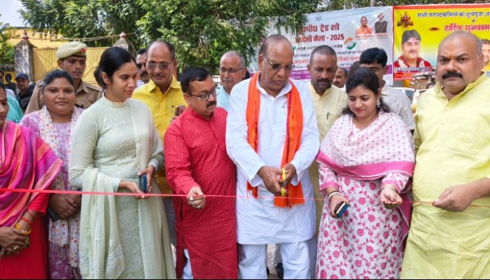 विधायक लम्भुआ ने यूपी ट्रेड शो स्वदेशी मेला का किया उद्घाटन