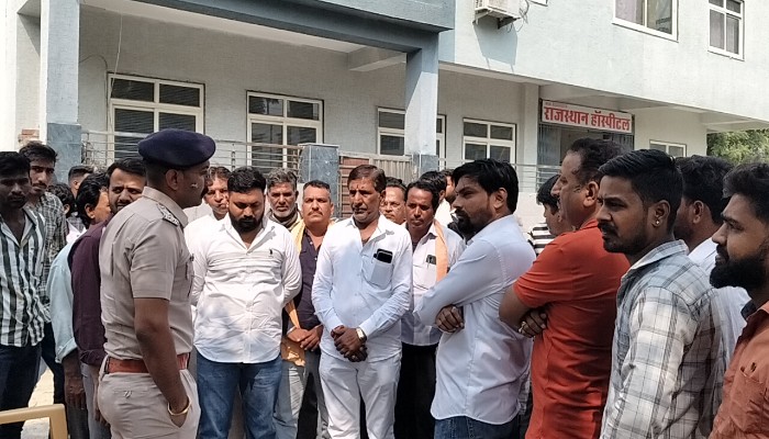 प्रसव के दौरान प्रसूता की मौत से हंगामा, डॉक्टर पर लगे गंभीर आरोप
