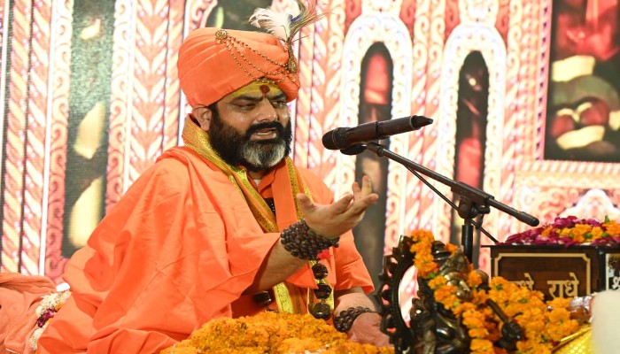 अयोध्या में आयोजित हुआ राम से राम तक की दिव्य कथा, बॉलीवुड अभिनेता पुनीत इस्सर का सम्मान