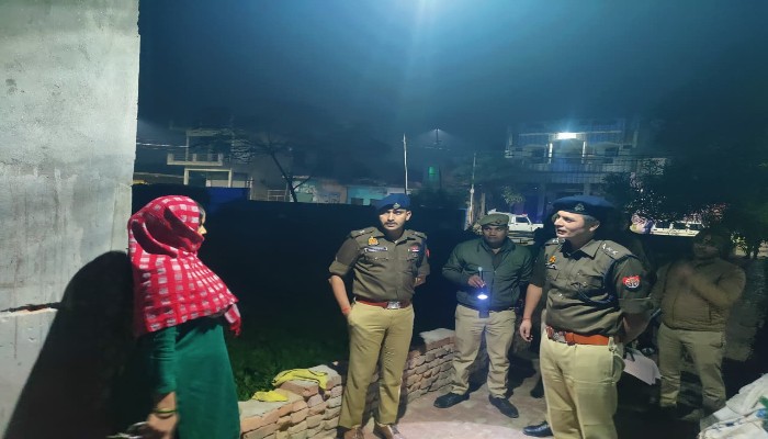 कस्बे में चला सत्यापन कार्यक्रम, पुलिस अधीक्षक ने स्वयं दी पूरी जानकारी