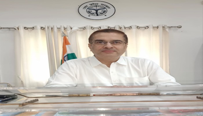 SIR में तेजी लाने के निर्देश, अवकाश के दिन भी खुले रहेंगे विद्यालय