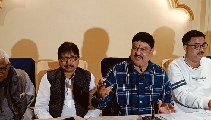 अयोध्या में एसआईआर फॉर्म को लेकर विवाद तेज, सपा–भाजपा आमने-सामने