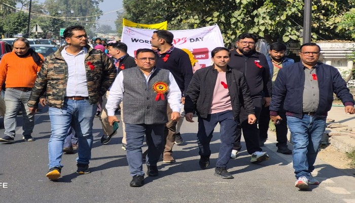 रामपुर में दिसम्बर 2025 में टीका उत्सव आयोजित किया जाएगा: 0-5 वर्ष के बच्चों और गर्भवती महिलाओं का होगा विशेष ध्यान