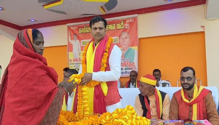 शिक्षित, संगठित और संघर्षशील बने बिना न्याय संभव नहीं”: चंदौली में पार्टी स्थापना दिवस पर हिमांशु पाठक का आह्वान