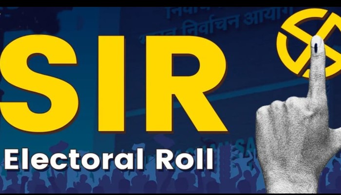 झांसी में मतदाता सूची पुनरीक्षण का कार्य पूरा, सभी गणना प्रपत्र 100 प्रतिशत डिजिटलाइज