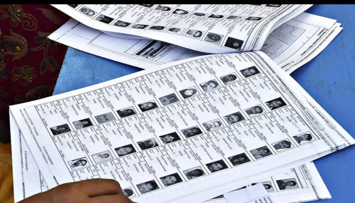 झाँसी: मतदाता सूची में नाम जुड़वाने का सुनहरा अवसर, निर्वाचन आयोग ने बढ़ाई अंतिम तिथि