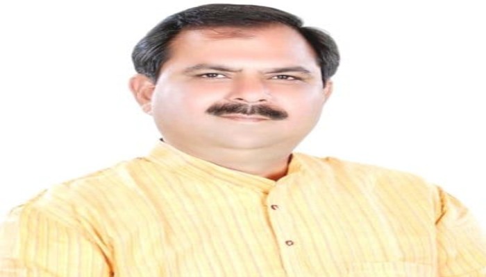 झांसी में मेडिकल कॉलेज की समस्याओं को लेकर विधायक रवि शर्मा ने विधानसभा में उठाया सवाल, उपमुख्यमंत्री ने दी जानकारी