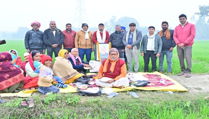 Sultanpur News: इसौली क्षेत्र में शिक्षा को नई दिशा, श्री गिरधारी लाल यादव इंटर कॉलेज का भूमि पूजन सम्पन्न