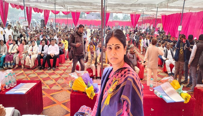 अनुप्रिया पटेल ने किया  पशु आरोग्य शिविर का आयोजन, नवनिहालों का कराया अन्न प्राशन