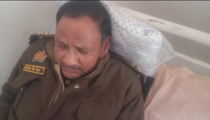 विवेचना के दौरान दरोगा पर जानलेवा हमला, ग्राम प्रधान गिरफ्तार, इलाके में मचा हड़कंप
