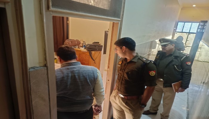 होटल में ठहरे व्यक्ति का शव मिलने से हड़कंप, जांच में जुटी पुलिस