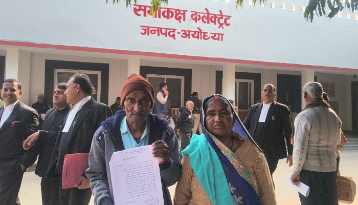 बुजुर्ग दंपति ने पुत्र के खिलाफ दर्ज कराया केस, लगाई न्याय की गुहार