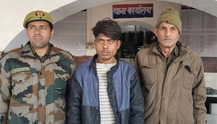 चरथावल पुलिस की मुस्तैदी से 12 घंटे में दबोचा गया वृद्धा से छेड़छाड़ का आरोपी