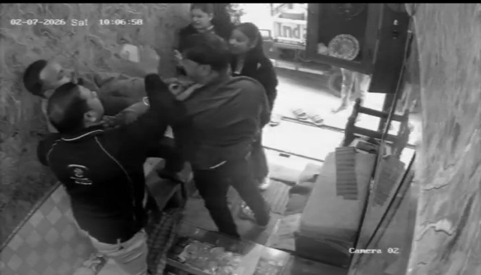 सर्राफा व्यापारी पर हुआ जानलेवा हमला, घटना कैमरे में कैद