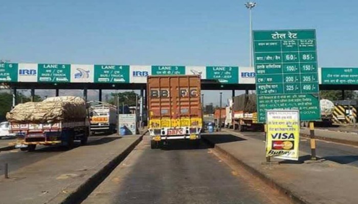 Shivdaspura Toll Plaza Fake ID Card : शिवदासपुरा टोल पर फर्जीवाड़े का भंडाफोड़, पुलिस और प्रेस के नाम पर चल रहा था आई-कार्ड का अवैध खेल