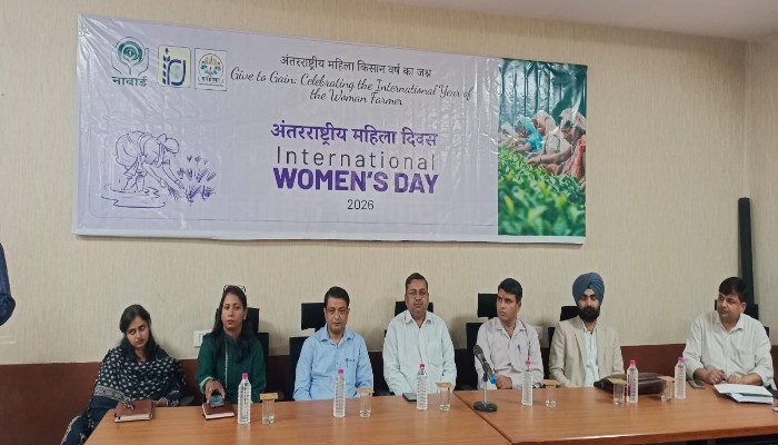 राजीविका समूह की महिलाओं को दी जनकल्याणकारी योजनाओं की जानकारी, सशक्तिकरण पर जोर