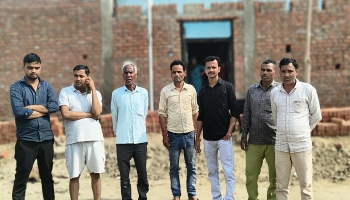 मंदिर की जमीन पर अवैध कब्जे से ग्रामीणों में रोष, सख्त कार्रवाई की मांग