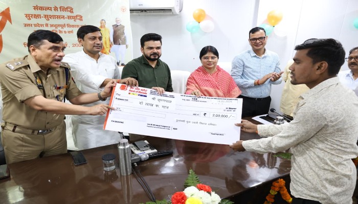 रामपुर: विकास भवन में 9 दिवसीय भव्य प्रदर्शनी का आगाज, 'नव निर्माण के नौ वर्ष' की दिखेगी झलक