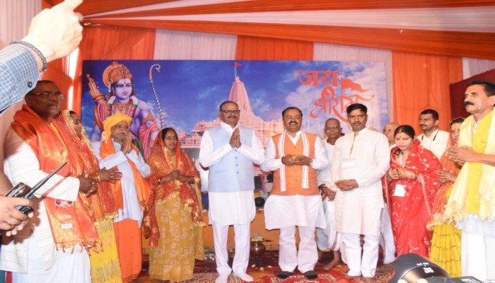 सरायरासी में रामकथा महोत्सव के प्रथम दिन पहुंचे दोनों उपमुख्यमंत्री, हुआ भव्य स्वागत