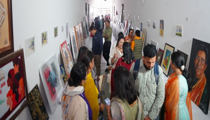 राजस्थान दिवस के तहत प्रदर्शनी का आयोजन, विद्यार्थियों ने लिया बढ़-चढ़कर हिस्सा