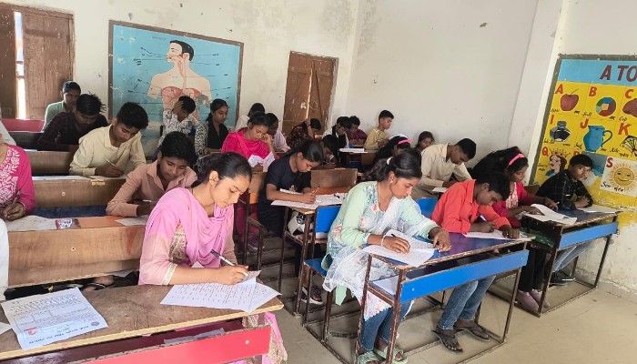 'Saarthi Scholarship Examination 2026' का सफल आयोजन,  900 छात्र हुए सम्मिलित